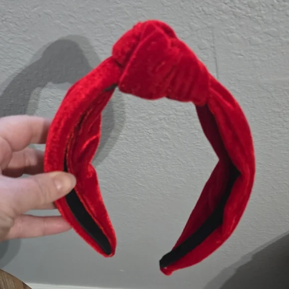 Nordstrom Holiday Hair Accessory Collection - Picture 4 of 11